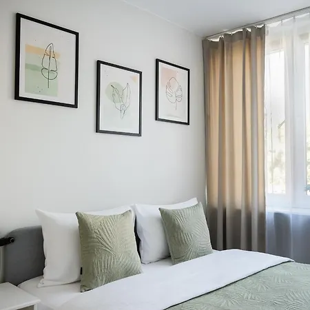 Nowogrodzka Grey By Bookinghost Appartement