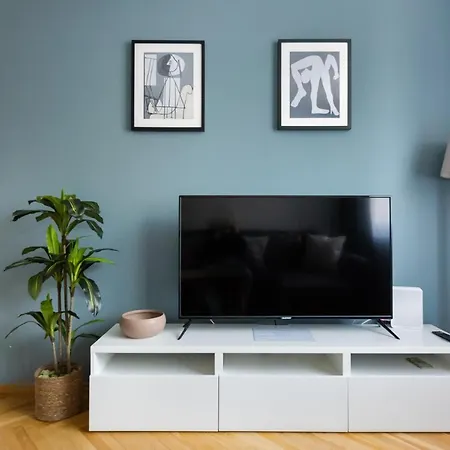 Appartement Nowogrodzka Grey By Bookinghost Warschau