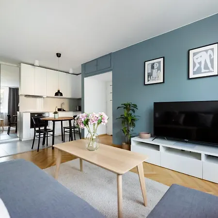 Nowogrodzka Grey By Bookinghost * Varsovia