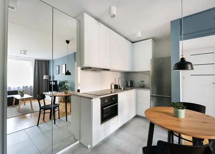 Nowogrodzka Grey By Bookinghost * Warsaw